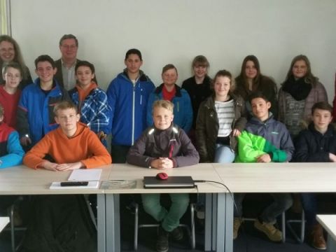 Die Klasse 7a zu Besuch bei Herrn Bürgermeister Eberl